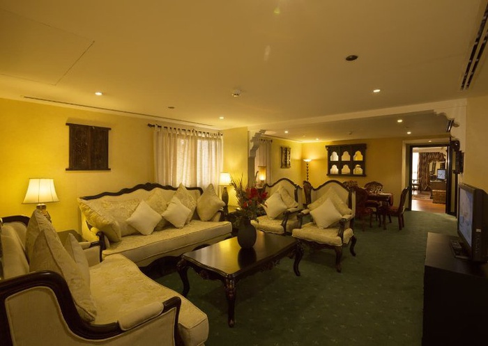 GRAND SUITEN Arabian Courtyard Hotel & Spa Bur Dubai GRAND SUITEN Arabian Courtyard Hotel & Spa Bur Dubai
