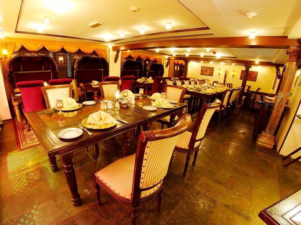 Mumtaz mahal restaurant Arabian Courtyard Hotel & Spa Bur Dubai