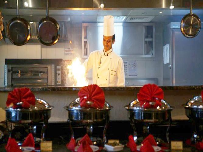 PHARAOH CAFÉ & RESTAURANT Arabian Courtyard Hotel & Spa Bur Dubai PHARAOH CAFÉ & RESTAURANT Arabian Courtyard Hotel & Spa Bur Dubai