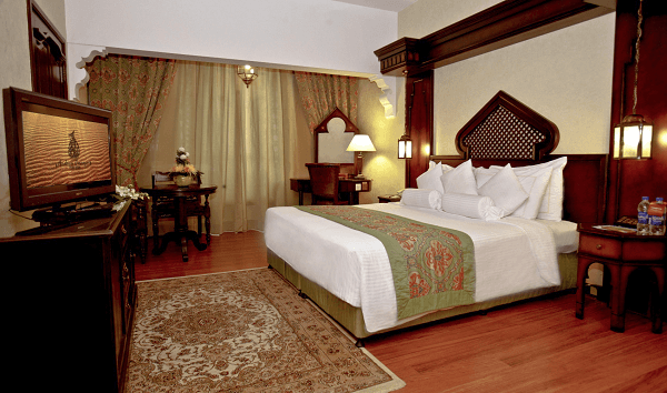 Classic Zimmer Arabian Courtyard Hotel & Spa Bur Dubai Classic Zimmer Arabian Courtyard Hotel & Spa Bur Dubai